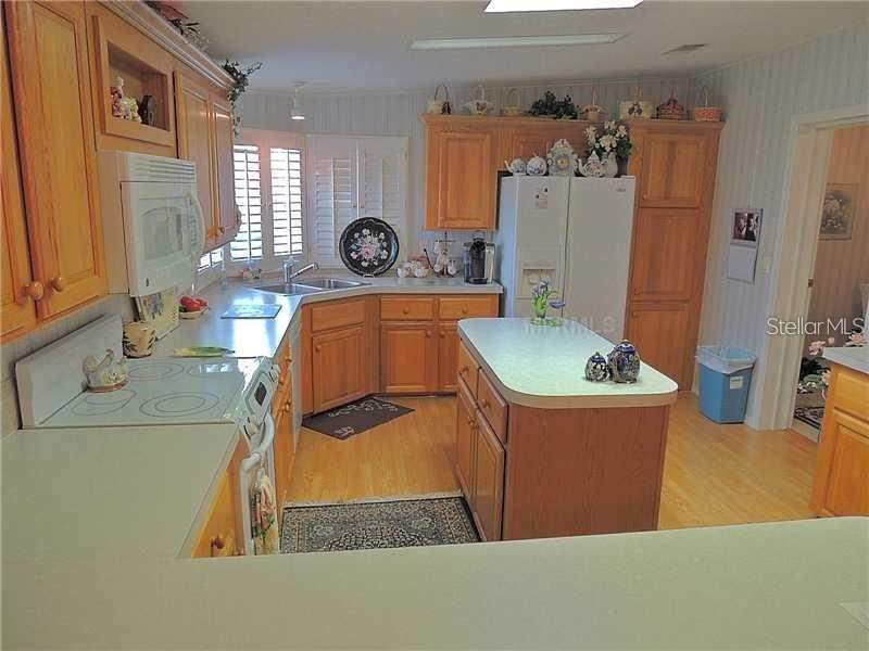 3 bedroom Manufactured Home at 37535 New Horizons Boulevard, Grand Horizons, Zephyrhills — photo 4
