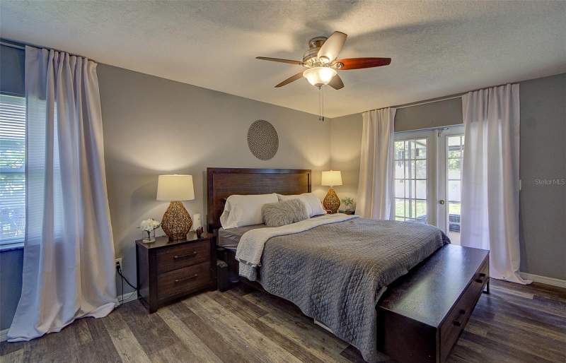 4 bedroom Single Family Residence at 13222 Pine Creek Circle, Meadowbrooke At Summerfield Un, Riverview — photo 2