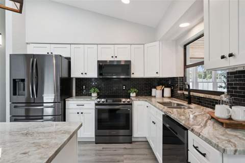 5905 Cedar Pine Drive, Orlando FL - photo 13 of 35