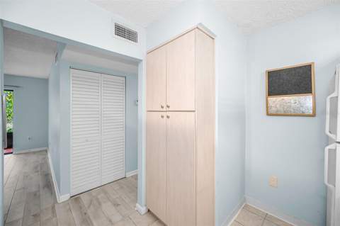 3232 Lake Pine Way #C1, Tarpon Springs FL - photo 9 of 29