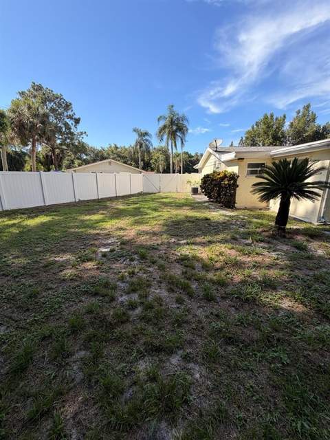 7235 Redbud Court, New Port Richey FL - photo 22 of 24