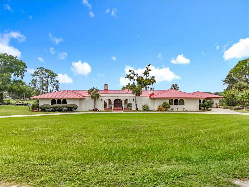4 bedroom Single Family Residence at 16635 County Road 450, Umatilla, Umatilla — photo 1