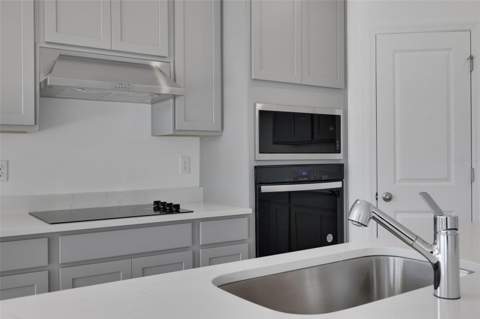2962 Supermarine Road, Tavares FL - photo 12 of 25