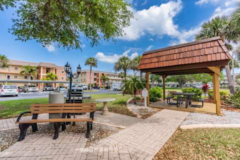 9 Forbes Place #205, Dunedin FL - photo 18 of 40