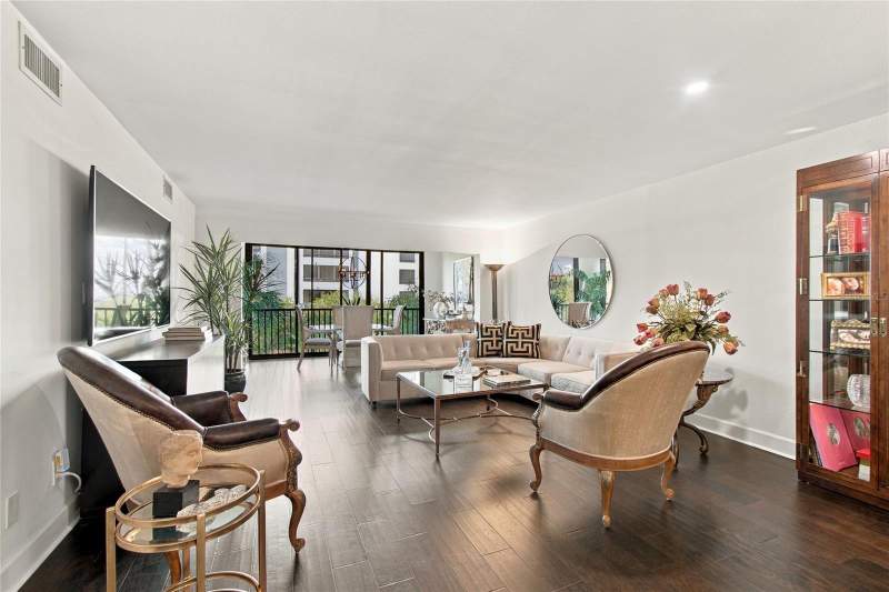 3 bedroom Condominium at 14820 Rue De Bayonne #202, Chateau Bayonne Condo, Clearwater — photo 5