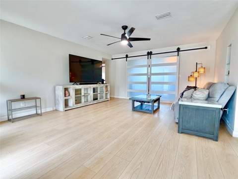 3300 58th Street, St Petersburg FL - photo 6 of 28
