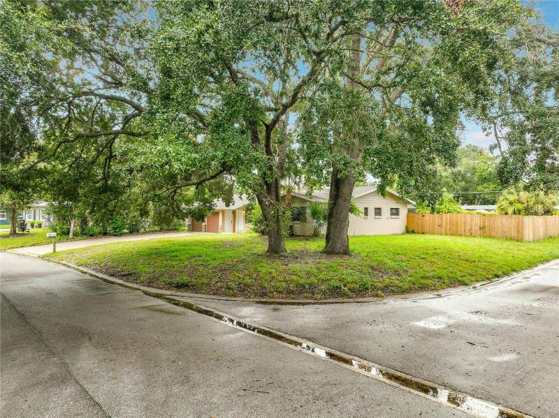 4 bedroom Single Family Residence at 731 Bongart Road, Winter Park Estates, Winter Park — photo 4