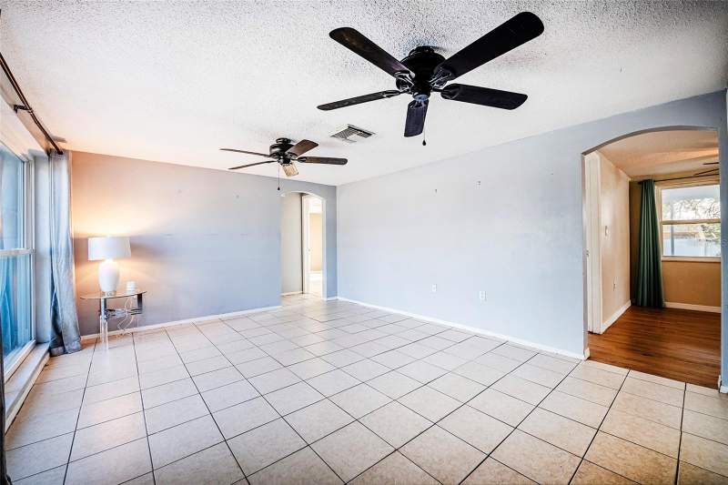 3 bedroom Single Family Residence at 9720 Gray Fox Lane, Regency Park, Port Richey — photo 5