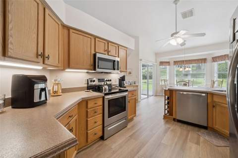 5000 Sawgrass Lake Circle, Leesburg FL - photo 9 of 34
