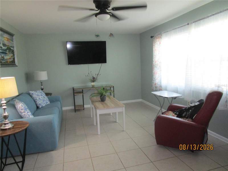 1 bedroom Condominium at 1900 59th Avenue #115, Town Apts Condo, St Petersburg — photo 4