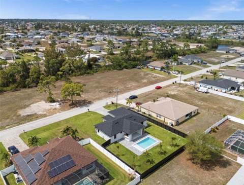 409 NW 25th Place, Cape Coral FL - photo 6 of 6