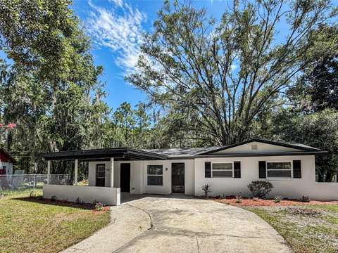 2532 NE 13Th Avenue, home for sale in Gainesville 32641