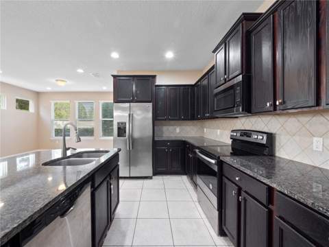 1610 Mohegan Boulevard, Kissimmee FL - photo 13 of 36