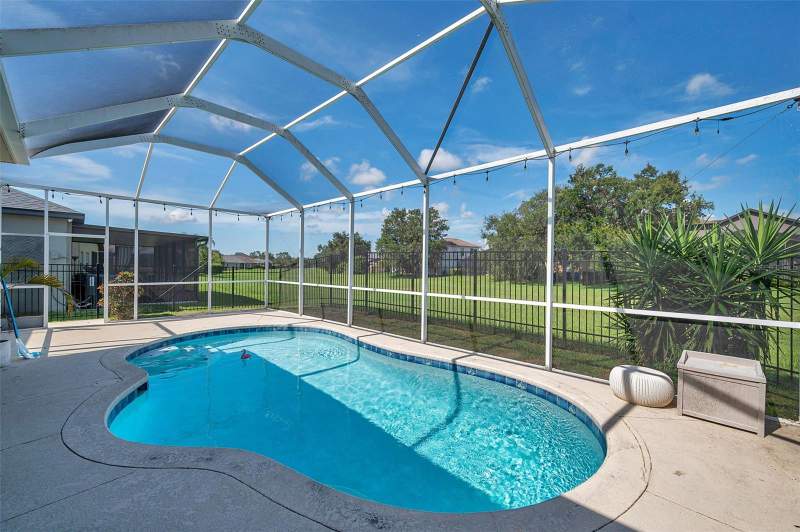 3 bedroom Single Family Residence at 4641 Rolling Green Drive, Country Walk Increment C Ph 01, Wesley Chapel — photo 2