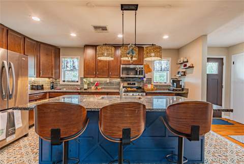 5233 Hill Drive, Zephyrhills FL - photo 6 of 53