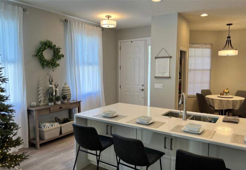 3 bedroom Single Family Residence at 6138 Kiteridge Drive, Fishhawk Ranch Ph 1 Unit 6, Lithia — photo 4