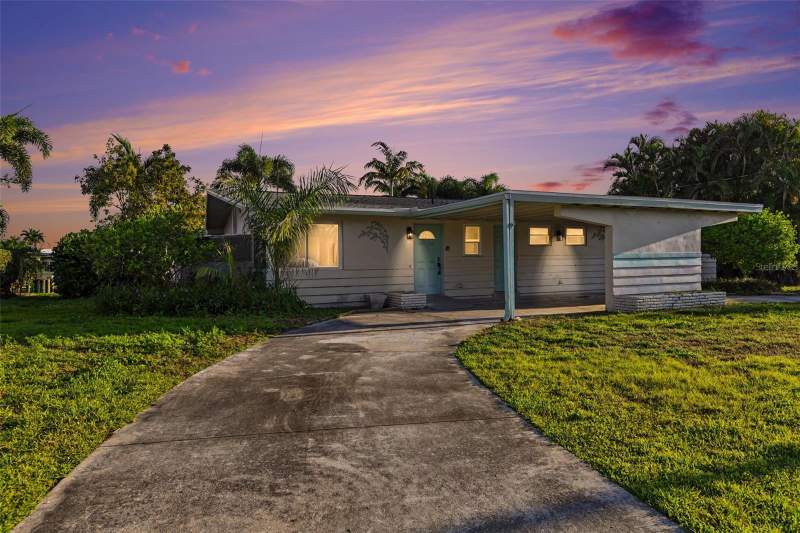 3 bedroom Single Family Residence at 468 GRENIER DRIVE, BLUE WATER SHORES, NORTH FORT MYERS — photo 1