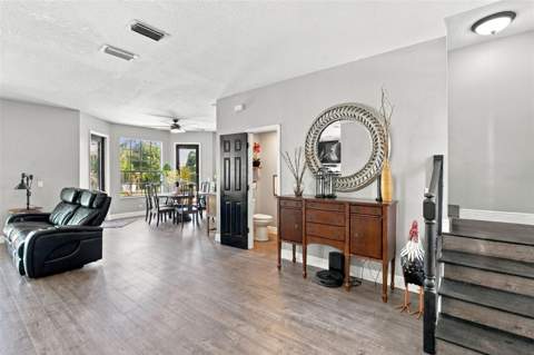 8022 Tierra Verde Drive, Tampa FL - photo 6 of 6