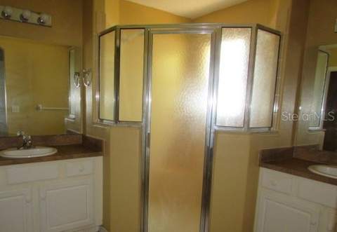 1142 Meadowbend Drive, Leesburg FL - photo 12 of 14