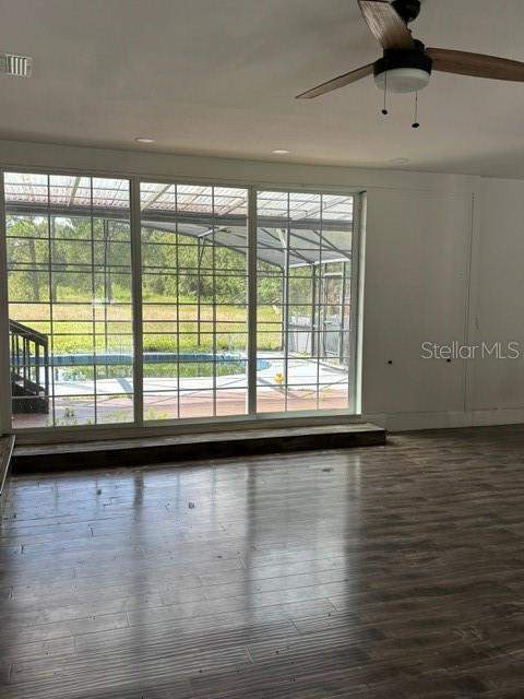 21103 Reindeer Road, Christmas FL - photo 6 of 24