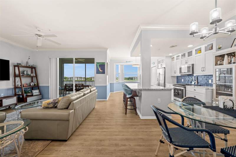2 bedroom Condominium at 10460 Washingtonia Palm Way #1342, Lakeside Greens Condo, Fort Myers — photo 5