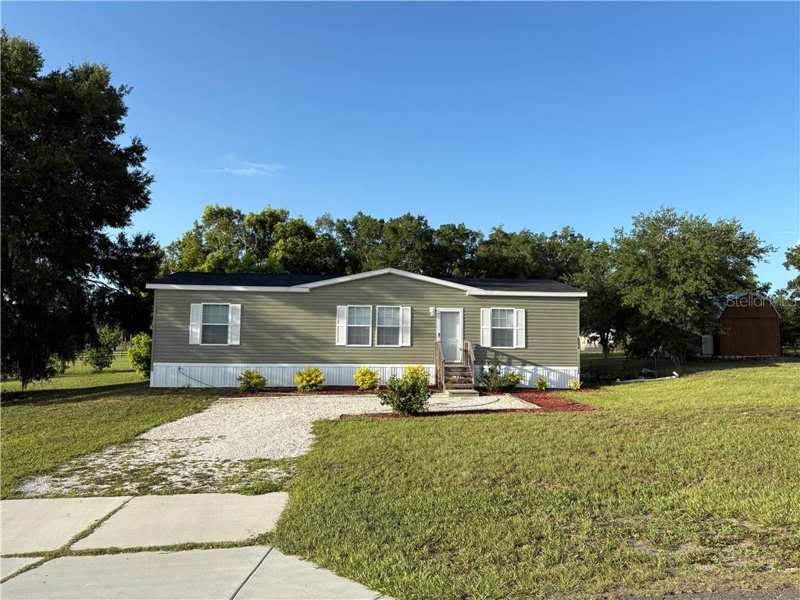 3 bedroom home at 8054 E Shetland Lane, Floral City, Floral City — photo 1