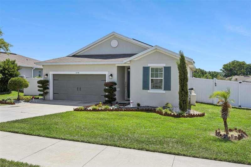 4 bedroom Single Family Residence at 31736 Broadwater Avenue, Seasons At Park Hill, Leesburg — photo 3