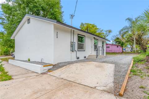 308 W 10Th Street, home for sale on W 10Th Street