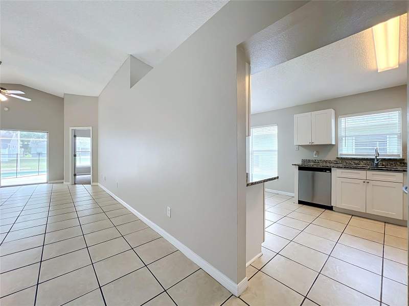 3 bedroom Single Family Residence at 1005 Winding Water Way, Clear Creek Ph One Sub, Clermont — photo 3