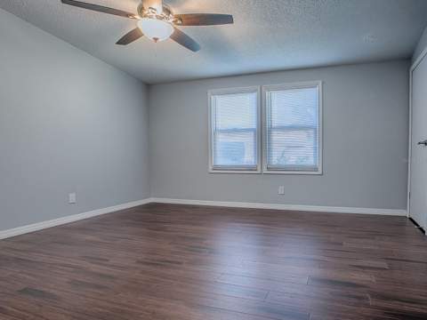 518 Saint Andrews Boulevard, Lady Lake FL - photo 20 of 44