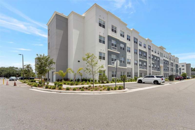 1 bedroom Condominium at 1220 SOUTHSTATION PLACE #207, SANDLAKE STATION BLDG 1, ORLANDO — photo 1