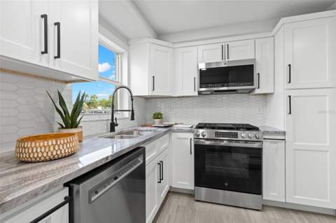 2 Causeway Boulevard #101, Dunedin FL - photo 9 of 27