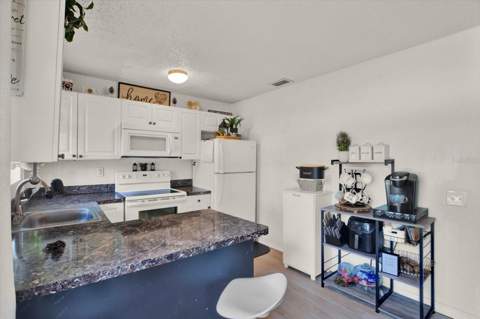 2706 E 22nd Avenue, Tampa FL - photo 7 of 21