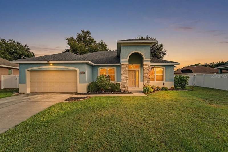 3 bedroom Single Family Residence at 13144 Laurel Crest Court, Grand Island Oaks Ph, Grand Island — photo 2