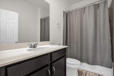 2444 Varenna Loop, Kissimmee FL - photo 16 of 42