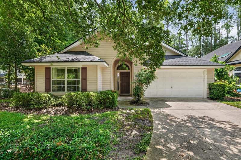 3 bedroom Single Family Residence at 9437 SW 31st Lane, Haile Plantation Unit 35 Ph 4, Gainesville — photo 1