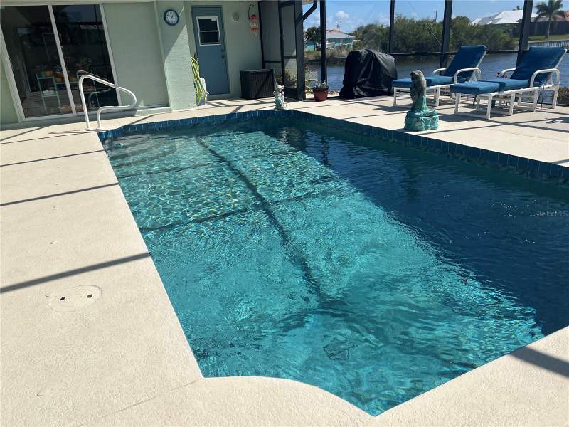4 bedroom Single Family Residence at 9458 Melody Circle, Port Charlotte Sec 71, Port Charlotte — photo 4