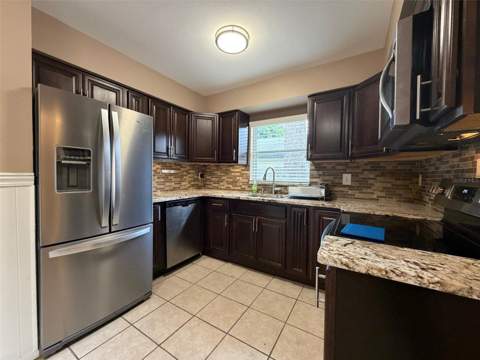5578 61st Street, St Petersburg FL - photo 6 of 34