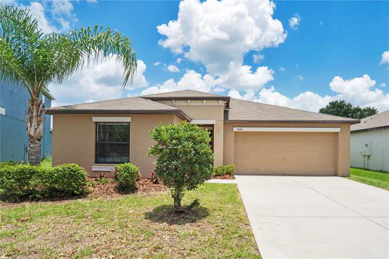 4 bedroom Single Family Residence at 10116 Carloway Hills Drive, Ayersworth Glen Ph 3C, Wimauma — photo 1