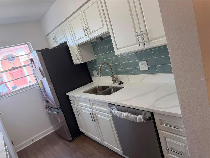 2 bedroom Townhouse at 1134 Rue Des Rois #1134, Les Chateaux Condo, St Petersburg — photo 4