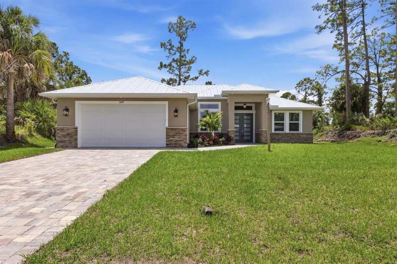 3 bedroom Single Family Residence at 2649 Simonton Avenue, Port Charlotte Sub 08, North Port — photo 1