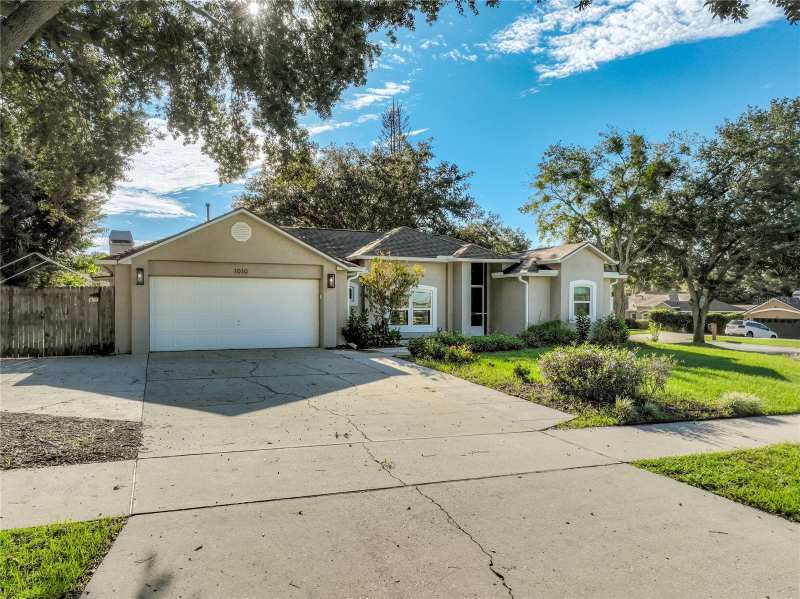 3 bedroom Single Family Residence at 1010 High Ridge Court, Minneola Park Ridge On Lake Minneola Ph 02, Minneola — photo 1