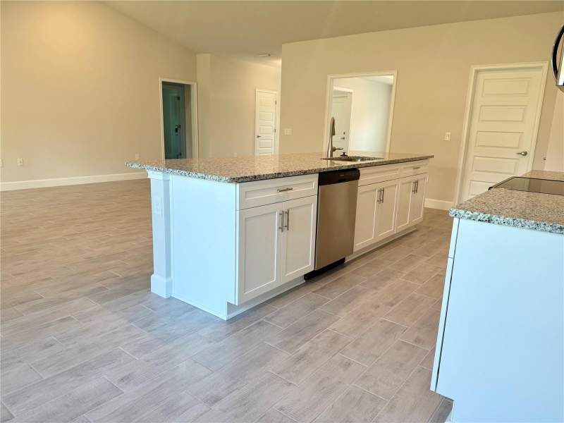 4 bedroom Single Family Residence at 9590 Little Rock Street, Port Charlotte Sec 081, Port Charlotte — photo 5