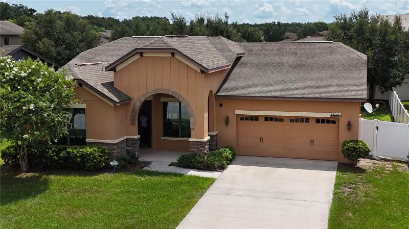 4 bedroom Single Family Residence at 3107 HARRIS PARK WAY, DORAL POINTE UNIT 2, KISSIMMEE — photo 3