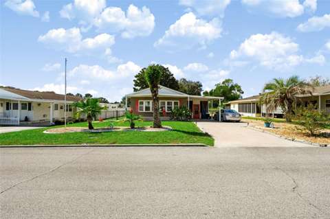 8481 Dickens Avenue, home for sale in Brooksville 34613