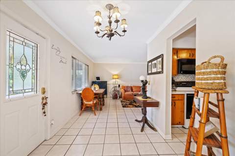 12510 Noreast Lake Drive, Tampa FL - photo 8 of 43