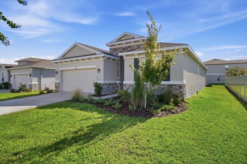 4 bedroom Single Family Residence at 3804 N Maryland Avenue, North Park Isle Ph 1A, Plant City — photo 4