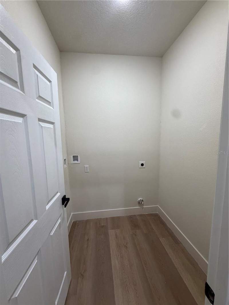 3 bedroom Single Family Residence at 2352 Ross Street, Gilchrist Add To Kissimmee, Kissimmee — photo 4