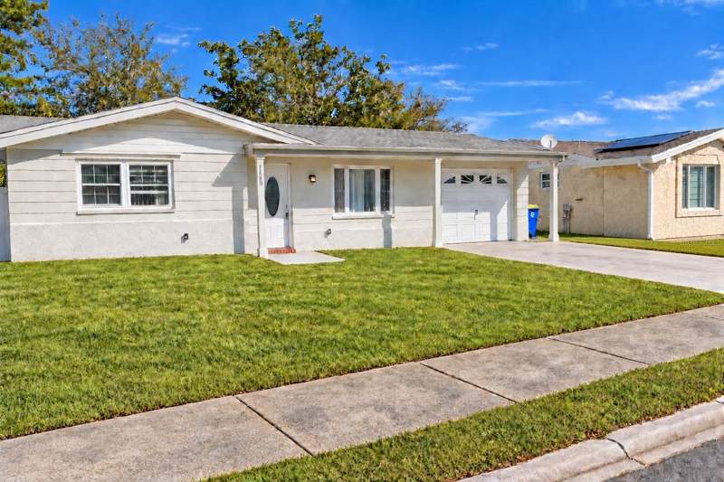 3 bedroom Single Family Residence at 4033 Newcastle Drive, Beacon Square, New Port Richey — photo 2
