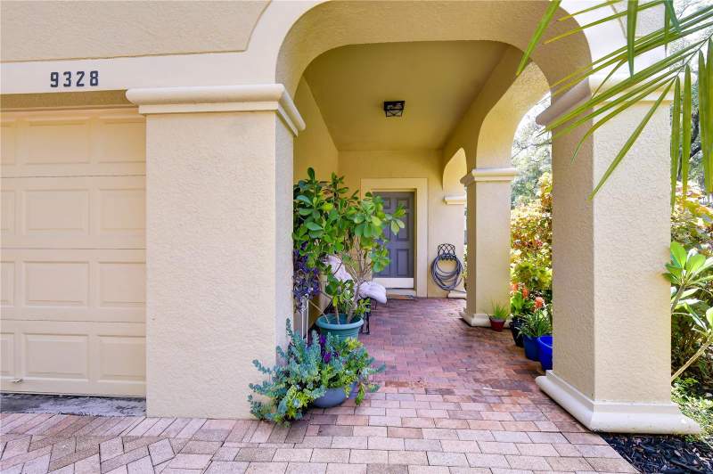 3 bedroom Townhouse at 9328 Stone River Place, River Walk, Riverview — photo 5